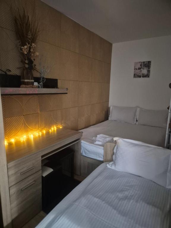 Dormitor Casa Capibarei 1